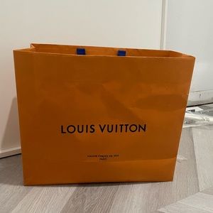 Louis vuitton shopping bag
